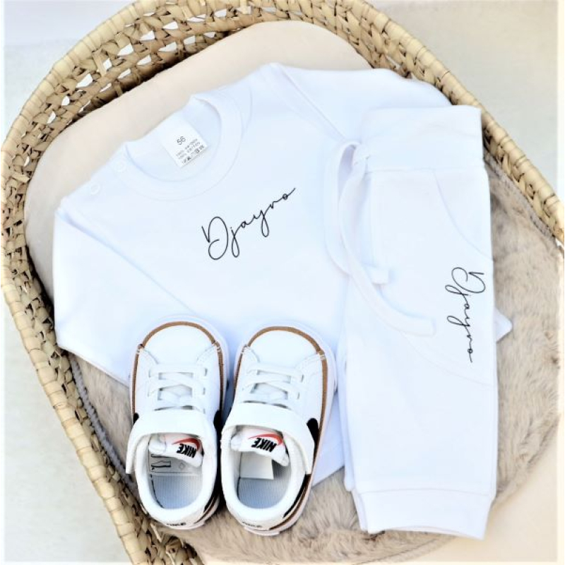  Babypakje wit met naam baby maat 56