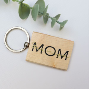 Sleutelhanger MOM met naam baby