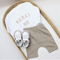 Sweater Wit/sand Mama's Boy